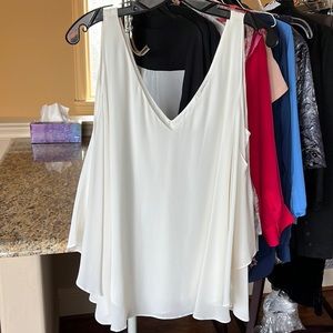 NWOT Lavender Brown Silk V Neck Flowy Top